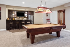 Hawthorn Lake Basement Bar and Pool Room