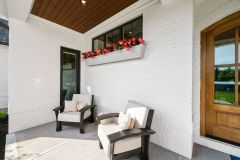 Pickwick Place Covered Porch