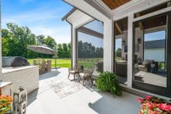 Screened-In Porch at Pickwick Place