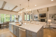 Cincincinnati Custom home kitchen with ceiling beams