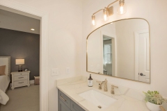 Jack and Jill bathroom in custom home cincinnati