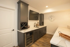 lower-level-bar-custom-home-by-wieland-builders-Cincinnati
