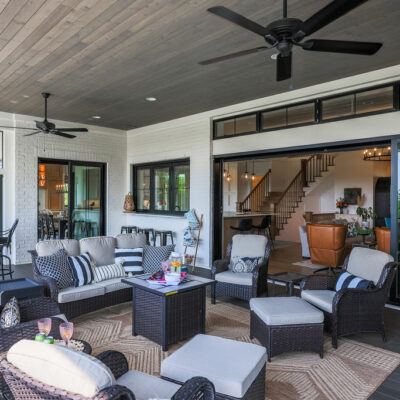 Covered Screened-in Porch 1