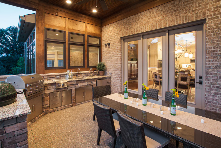 Covered Patio Outdoor Kitchen