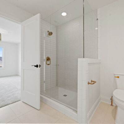 girls bedroom and bathroom