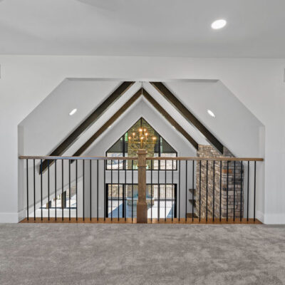 Second Floor Balcony Loft Overlooking Great Room
