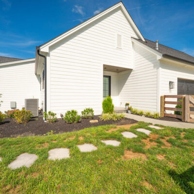 Modern Farmhouse Covered Side Entry